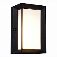 SL077.411.01 Светильник уличный настенный ST-Luce Черный/Белый LED 1*6W 3000K КУБИСТА 500_191_2944972